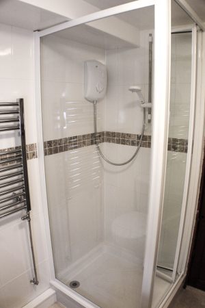 37a-Bathroom-Shower
